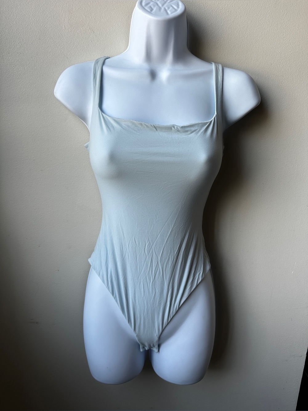 NWOT SKIMS Square Neck Bodysuit Light Blue Medium Thong Back Snap Closure - Picture 4 of 10